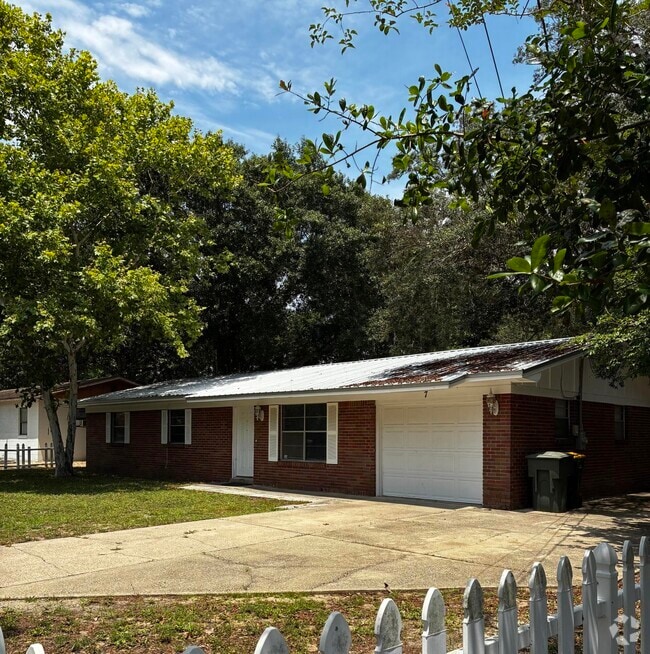 Building Photo - 7 W Audrey Dr NW Rental