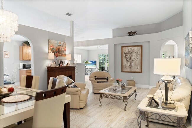 Photo - 126 Bellamy Trail