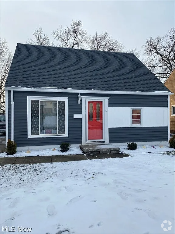 Building Photo - 4420 E 154th St Rental