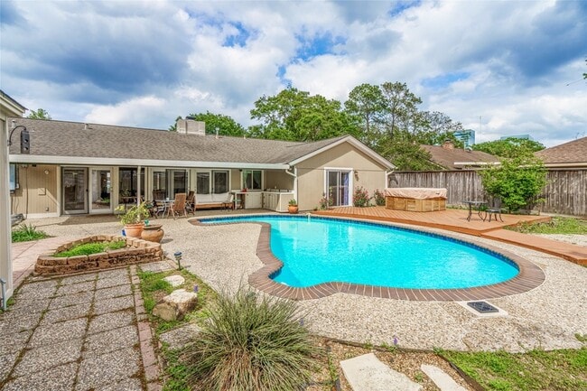 Photo - 10631 Del Monte Dr