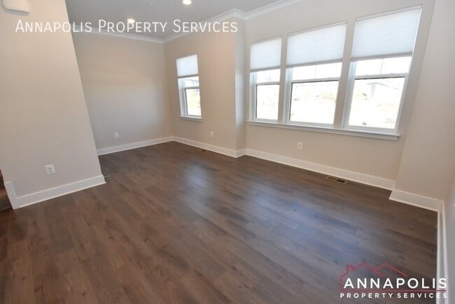 Photo - 604 Chalcedony Ln