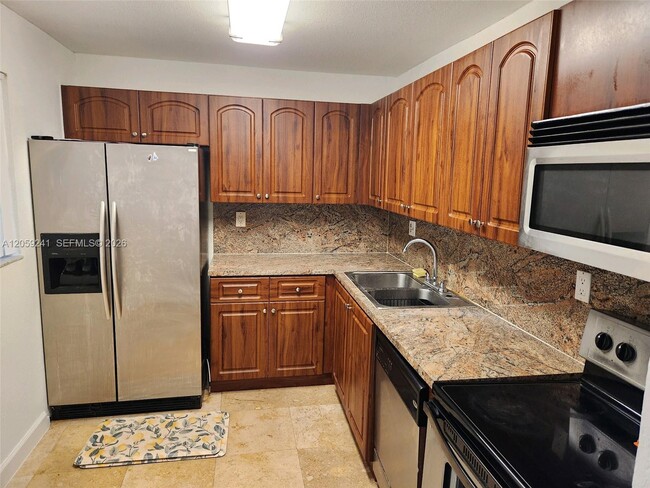 Photo - 10985 SW 107th St Unit 110