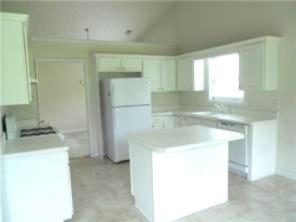 Photo - 301 Yarbrough Ct