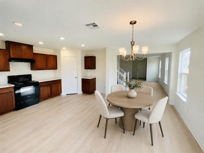 Photo - 13501 Martha Washington Pl