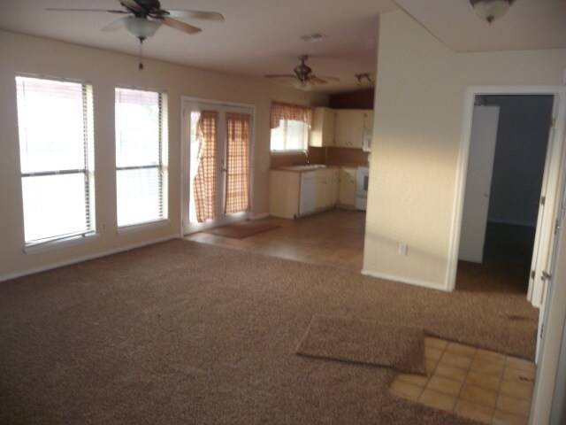 Photo - 114 SE Trenton Rd