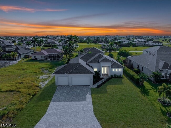 Photo - 821 NW 37th Pl