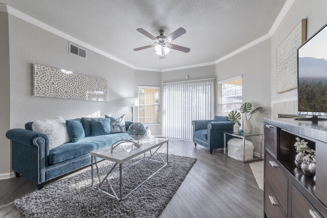 Oak Brook Apartments