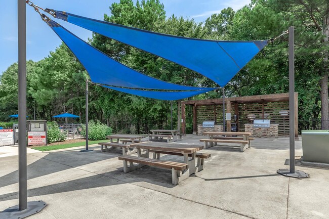 Photo - Serene at Woodlake Apartments