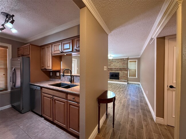 Photo - 10555 Turtlewood Ct