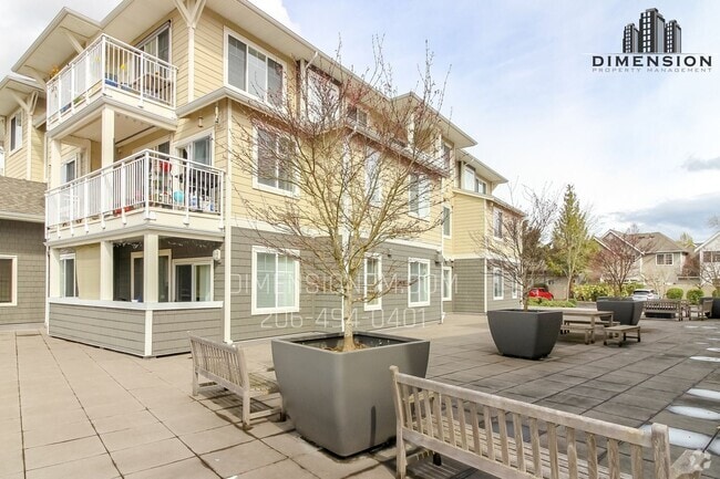Building Photo - Beautifully Remodeled Studio in a Prime Lo... Rental