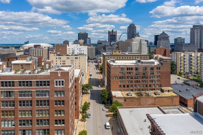 Photo - 1611 Locust St Unit 603