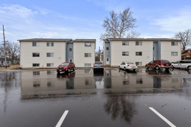 Photo - POPLAR PLACE