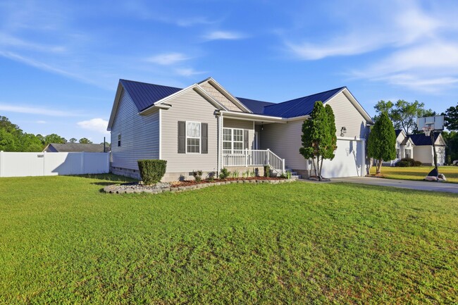 Photo - 100 Amandas Way