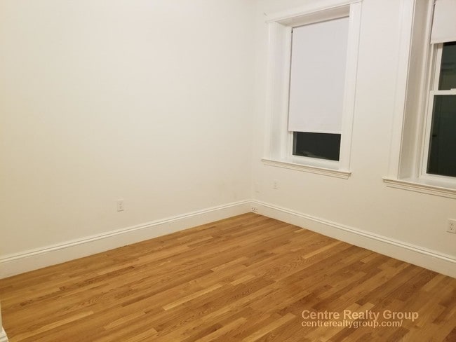 Photo - 116 Warren St Unidad 10