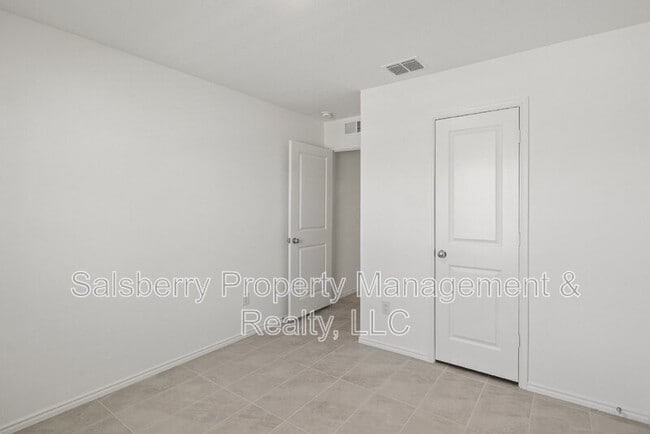 Photo - 11807 Marcellus Wy