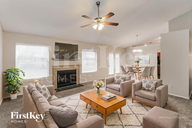 Photo - 7818 Bordeaux Ln