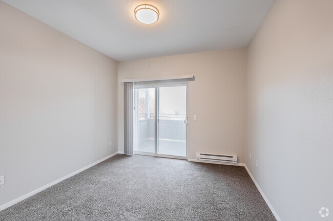 2BA, 2BA - 1055SF