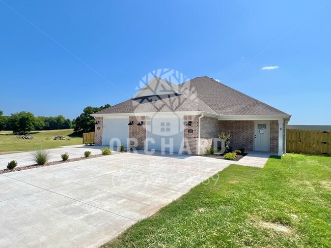 Building Photo - 591 Bradford Dr Unit A