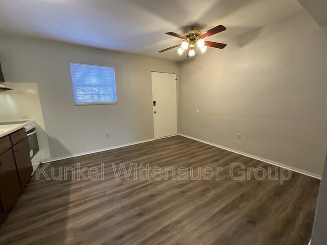 Photo - 815 Laurel St