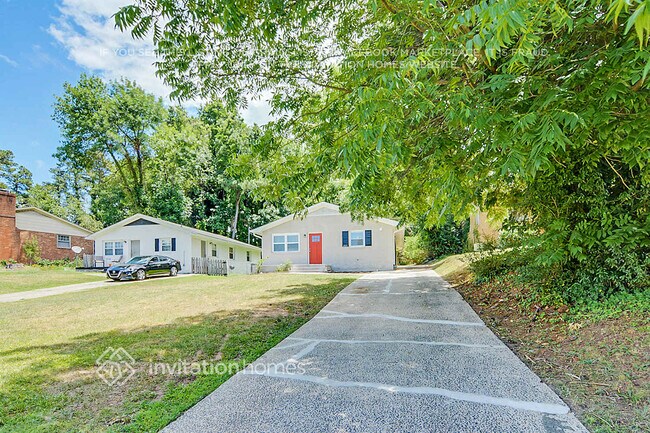 Photo - 6317 Saybrooke Dr