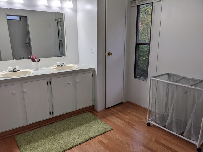 Photo - 7967 Caswell Rd