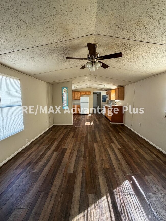 Photo - 29 Oak Ln