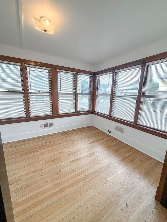 Photo - 506 Locust St