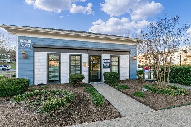 Photo - Compass Vista Apartments