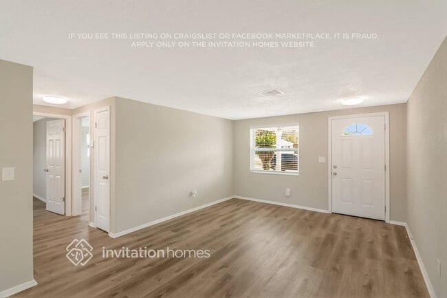 Photo - 7321 Buchanan Dr