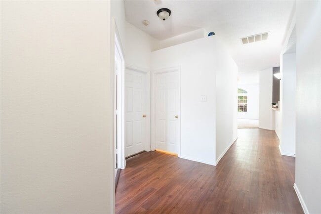 Photo - 904 Westminister Ave