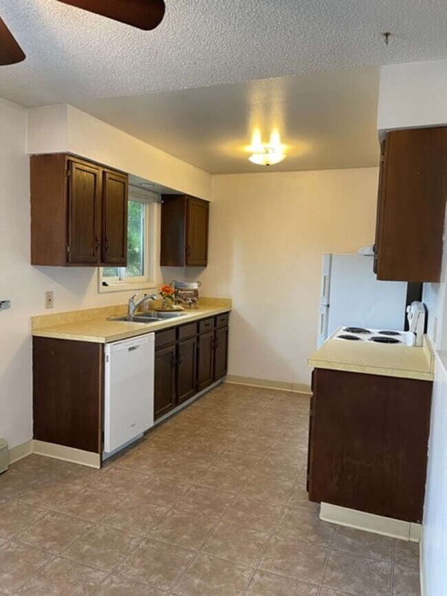 Photo - 2 Bedroom Apartment for Rent in Bozeman