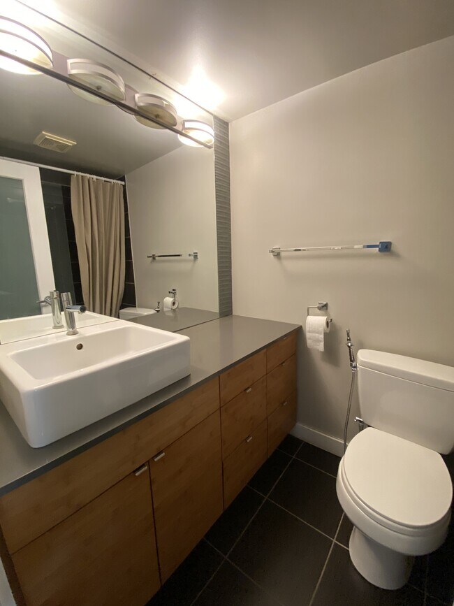 Photo - 1053-1010 10 St SW Unité 603