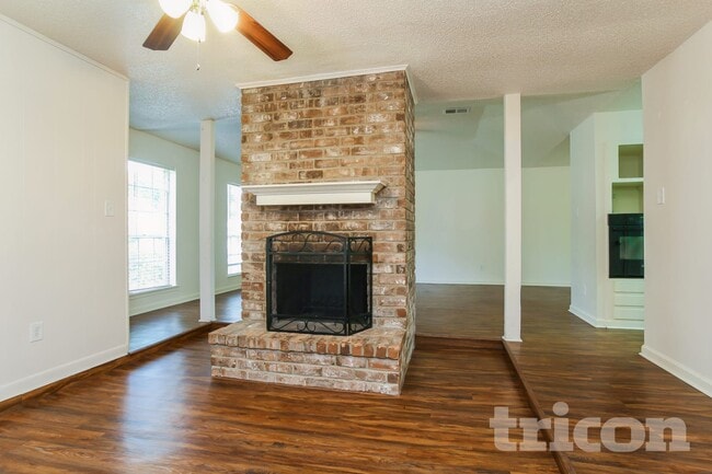 Photo - 4926 Algernon Dr