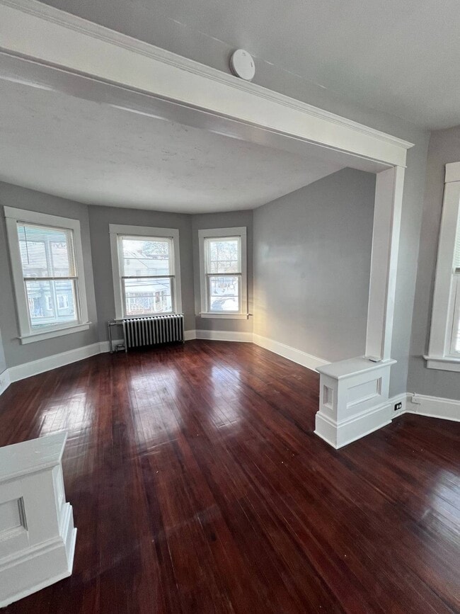 Photo - 2036 Guilderland Ave