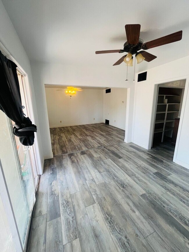 Photo - 3 Bed/ 2Bath 1600FT -- Single Family Home ...