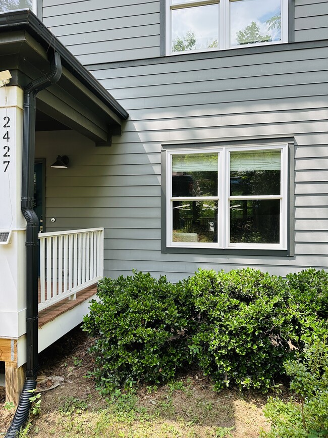 Photo - 2427 Winburn Ave