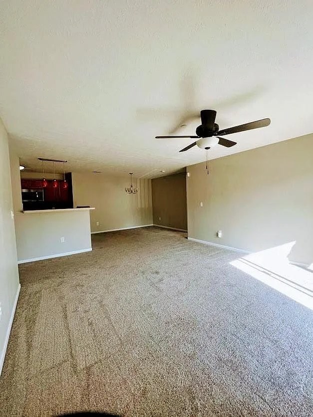 7594 Shawnee Ln