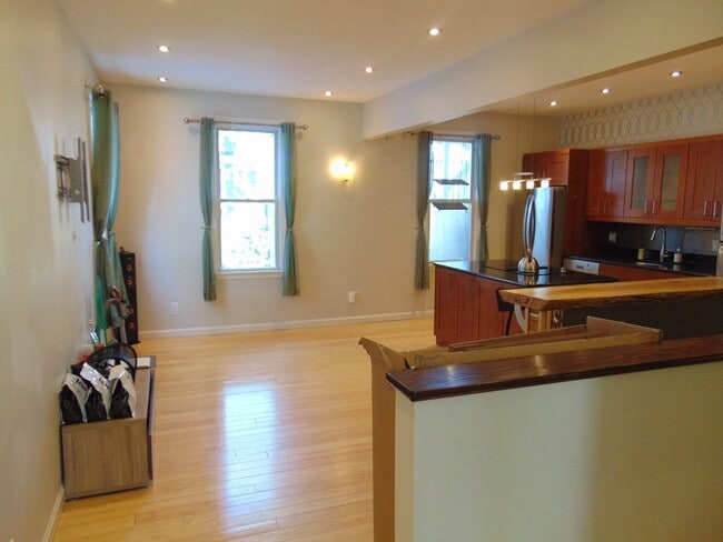 Photo - 105 Sheridan St Unit 105