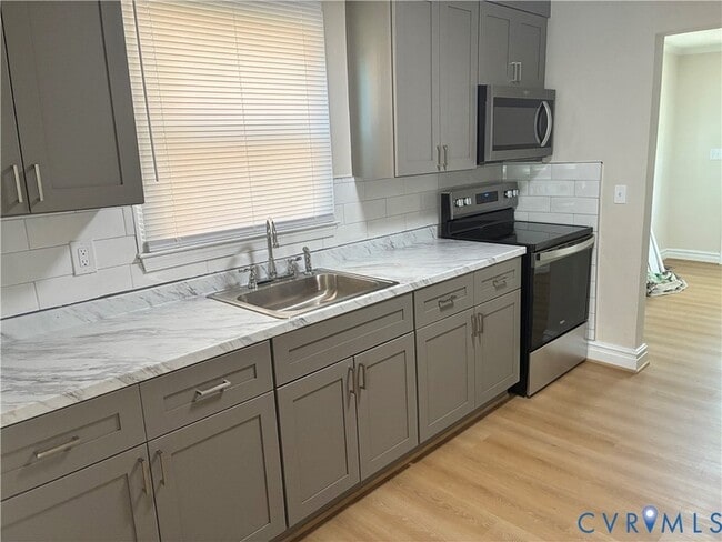 106 Hargrave Ave