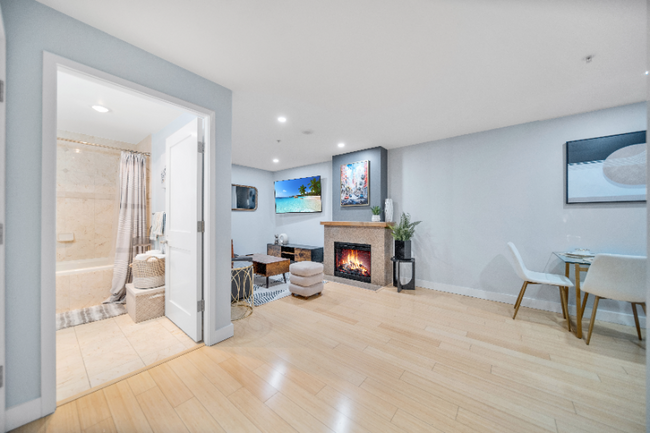 Photo - 700 W E St Condo Unit 402