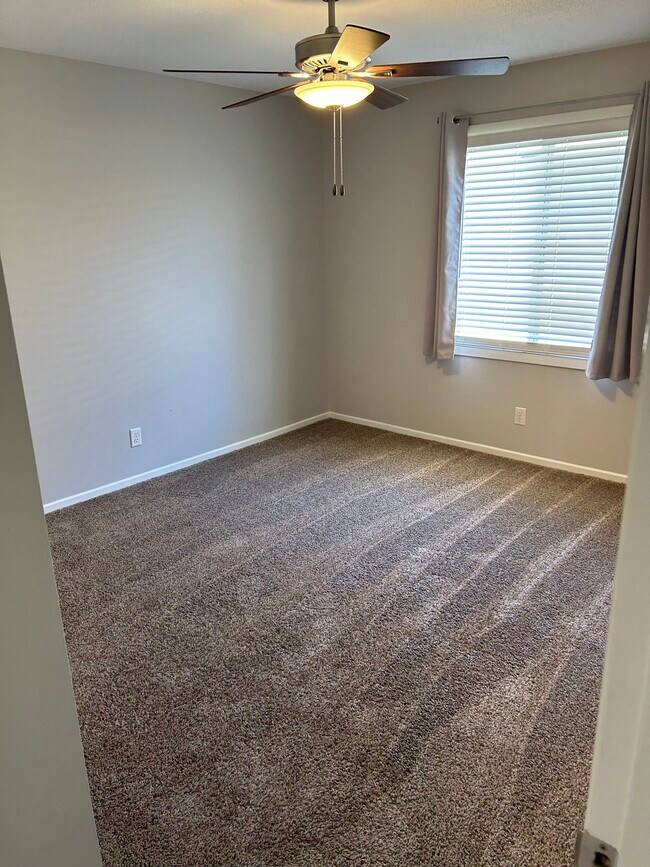 2077 NW Hickory Ln Unit 2077 NW Hickory Lane