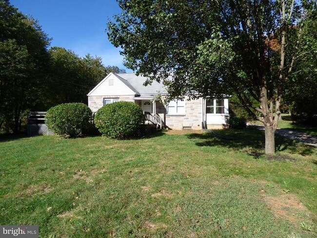 Building Photo - 5526 Jim Pickett Rd Rental