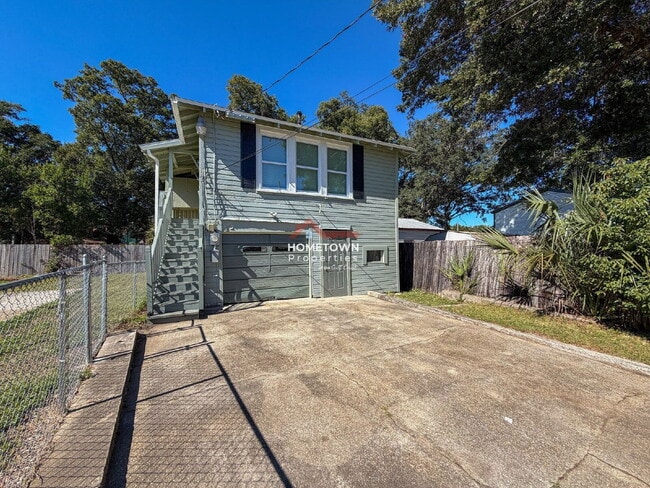 Building Photo - 17 N K St