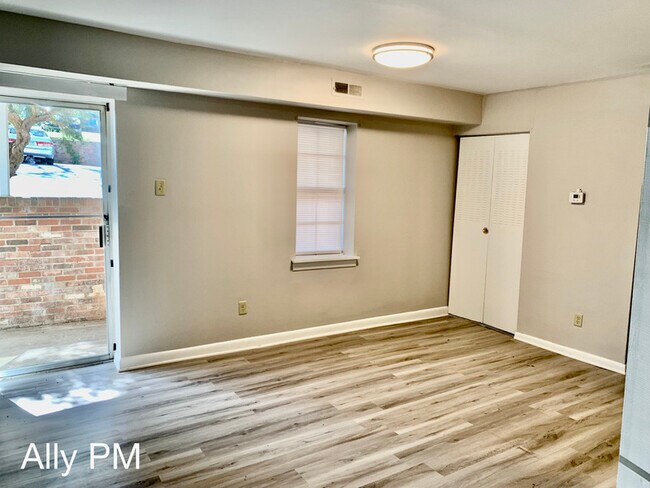 Photo - 545 Burgoyne Rd Unidad #5