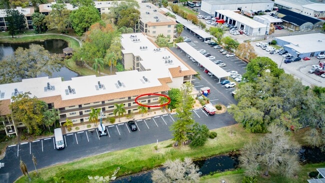 Building Photo - 305 30th Ave W Unit A207