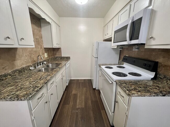 Photo - Jefferson Square Apartments