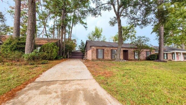 Photo - 2027 Whispering Springs Dr