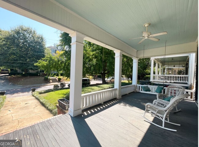 Photo - 305 Orange St