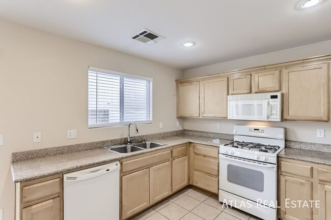 Building Photo - 5518 Avent Ferry St Rental