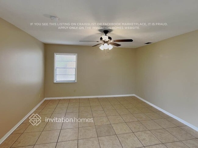 Photo - 715 Foxglove Pl